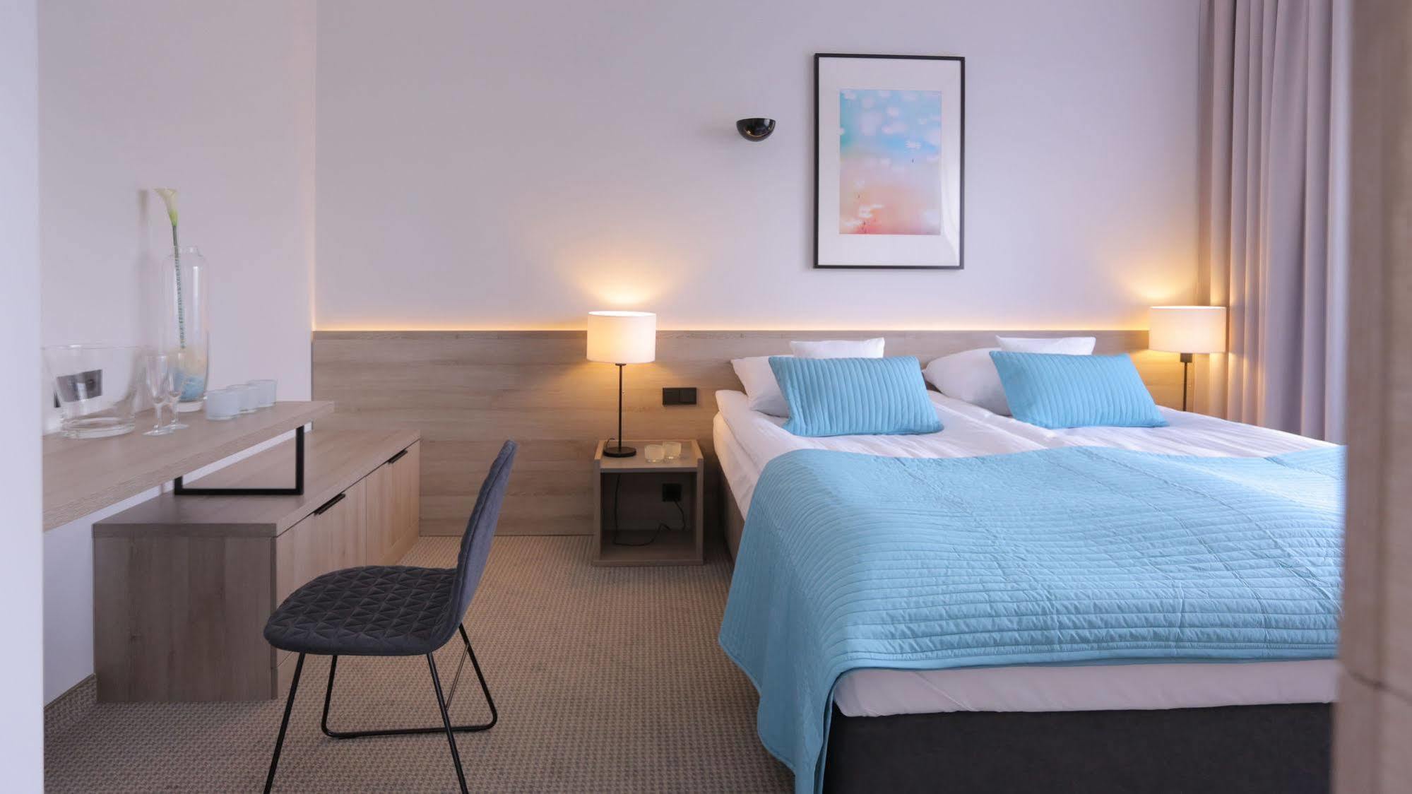 Hotel Fairplayce بوزنان المظهر الخارجي الصورة