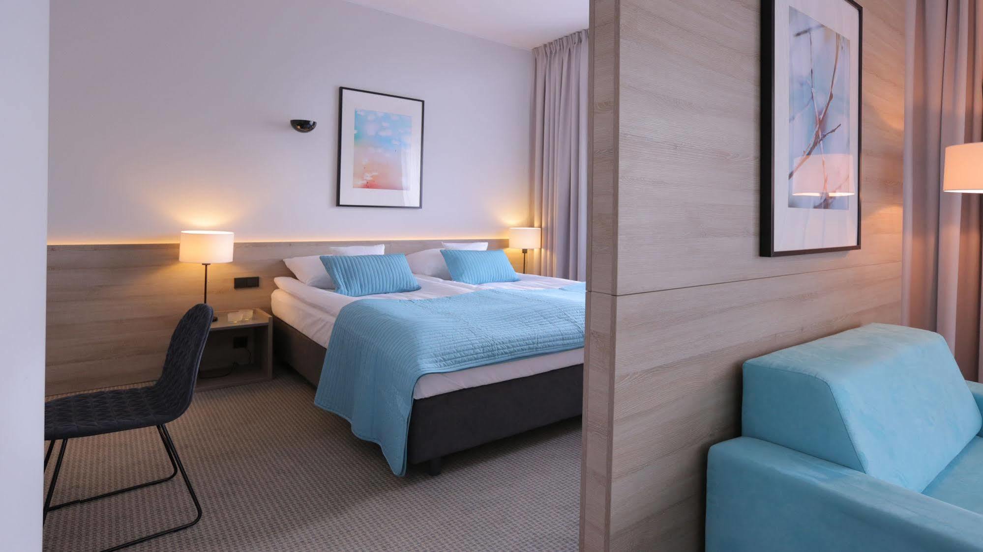 Hotel Fairplayce بوزنان المظهر الخارجي الصورة